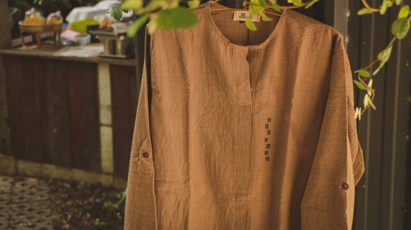 Logo Print (Long Sleeves)