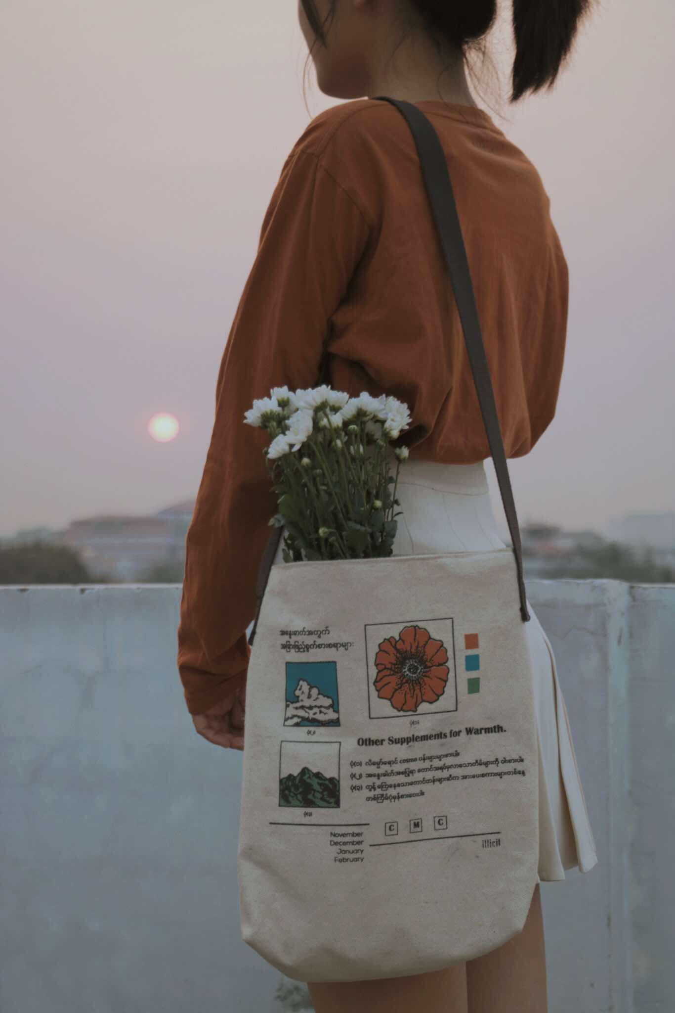 Cosmo Shoulder Bag | Illicit